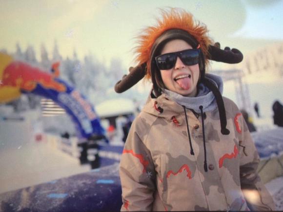 Барнаульская экстремалка рассказала о своем увлечении скоростным спуском на коньках