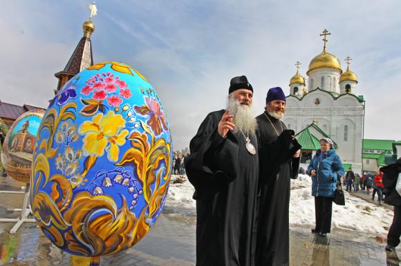 Барнаульские храмы будут освящать пасху на улице