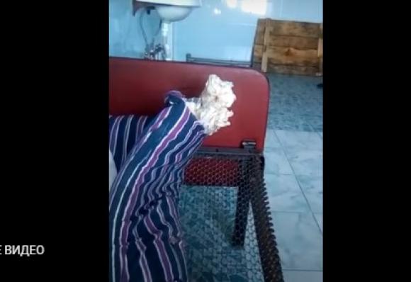 В Камне-на-Оби пациентка пожаловалась на условия в ковидном госпитале (видео)