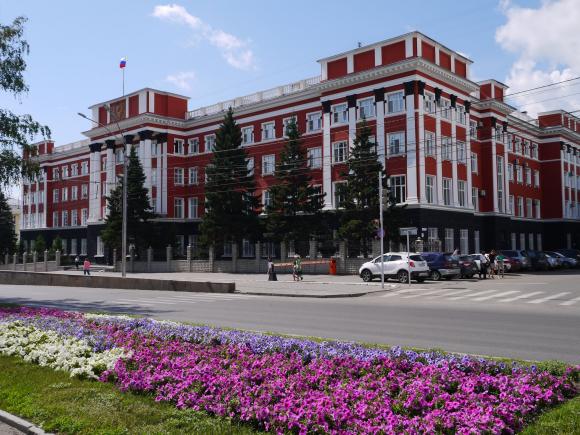 В Алтайском крае начали работать Краевой и Арбитражный суды