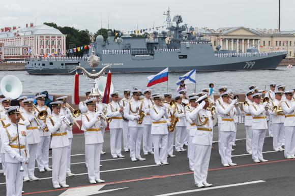 Россия празднует День ВМФ!