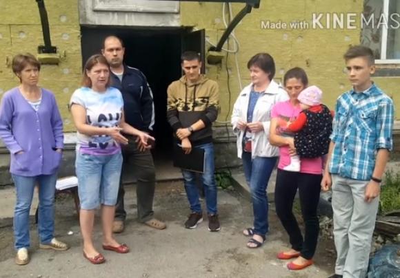 Жильцы разваливающегося дома на 1-й Западной обратились к Томенко (видео)