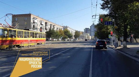 В Барнауле заработали два новых светофора
