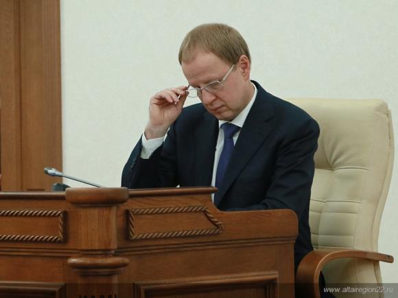 На губернатора Томенко подали в суд за нарушение масочного режима