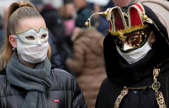 На праздник - только в масках: в День города будет действовать масочный режим