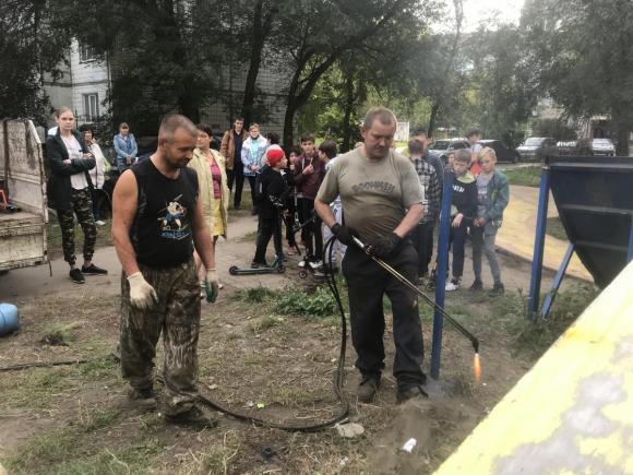 Барнаульцы самовольно снесли скейт-парк из-за грохота во время трюков
