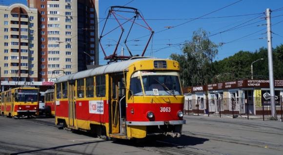 Барнаулец требует вернуть трамвай №8