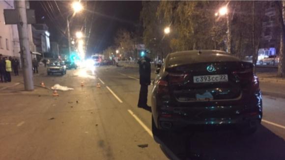Лихач Руденко на BMW X6 злостно нарушает режим в колонии