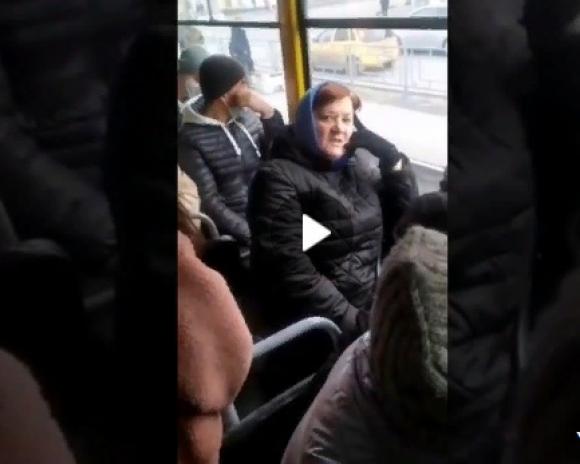Женщина остановила на час движение трамваев по пр. Ленина