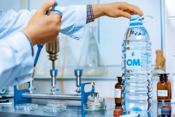 Проверьте качество воды, которую вы пьете, в лаборатории