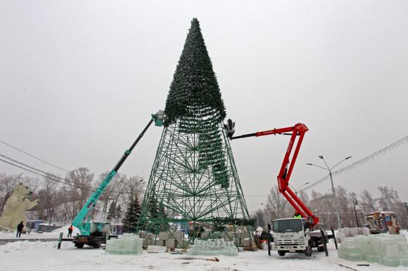 На украшение снежного городка на Сахарова потратят 16,7 млн