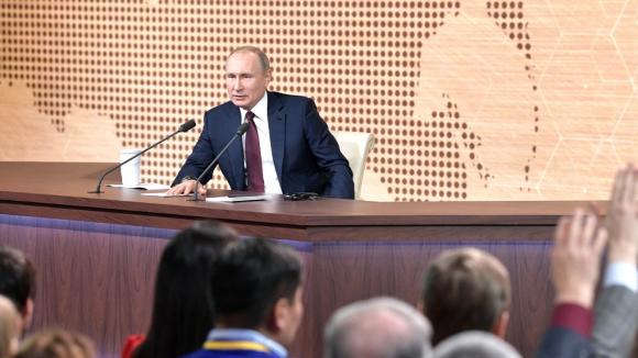 Жители Алтайского края активнее всех отправляют вопросы Путину