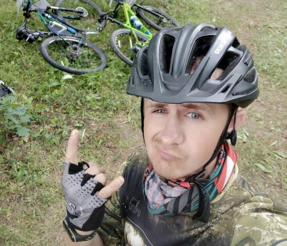 Велосипедист заехал на Алтай по пути из Москвы во Владивосток