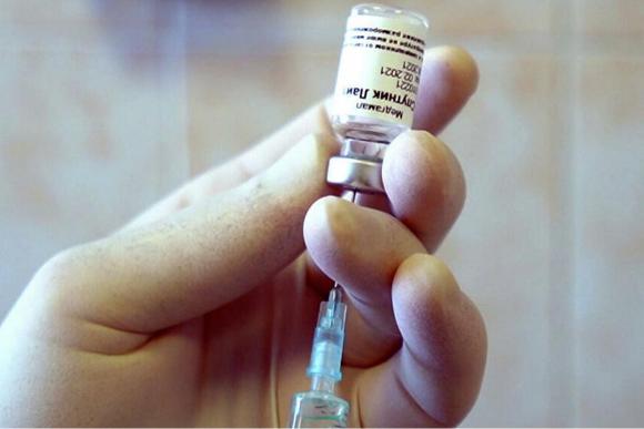 В Алтайский край поступила вакцина 