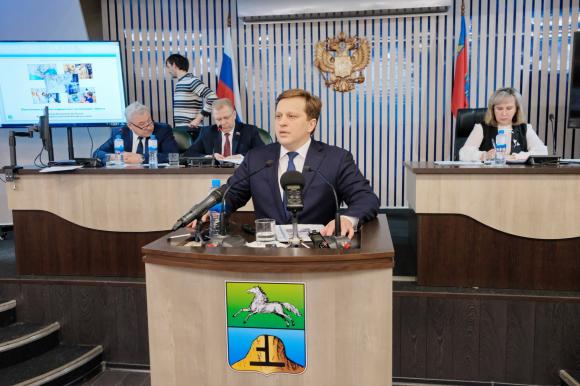 Министр здравоохранения РФ Мурашко спросил с Попова за сверхсмертность в крае