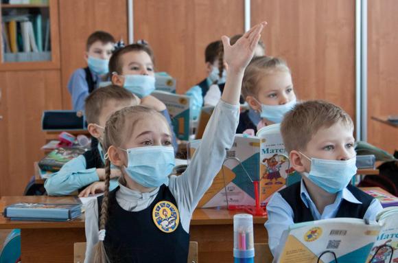 Алтайские родители недовольны очным обучением детей в школах