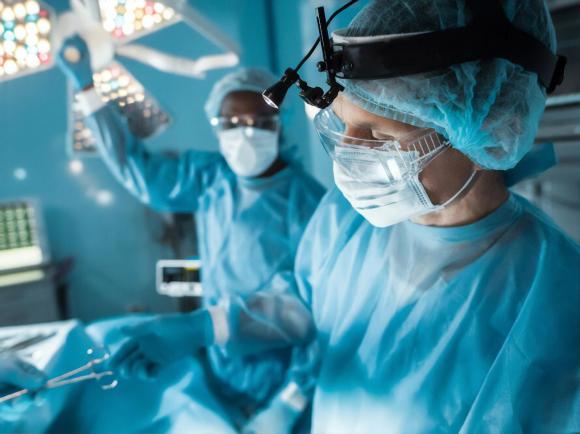 Алтайские врачи впервые провели операцию на поджелудочной новым способом