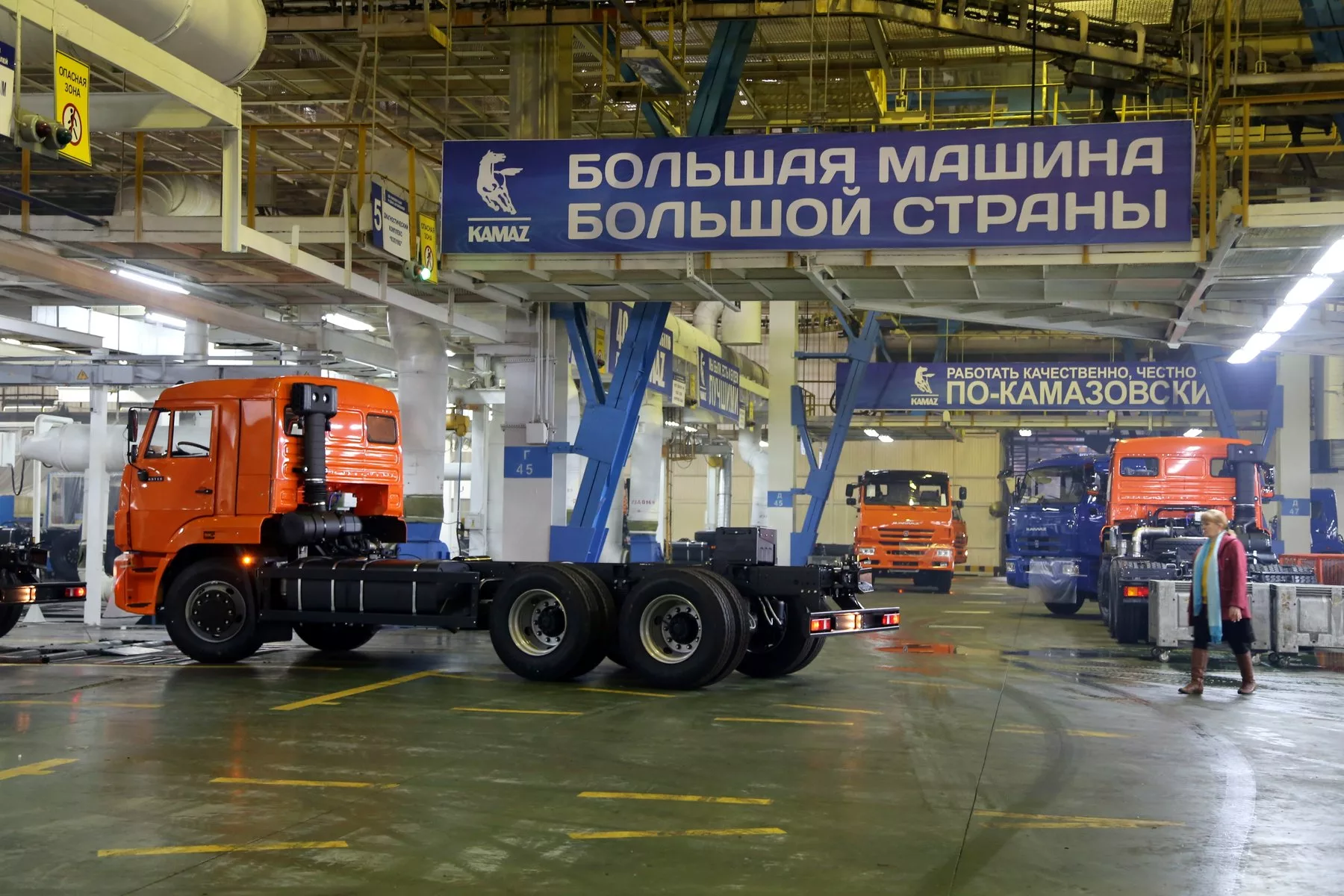 Алтайский завод будет поставлять комплектующие для КамАЗа, оставшегося без импортных запчастей