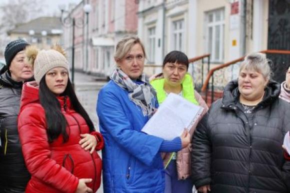 СМИ: Около 70 медработников ЦГБ Бийска так и не получили ковидных выплат