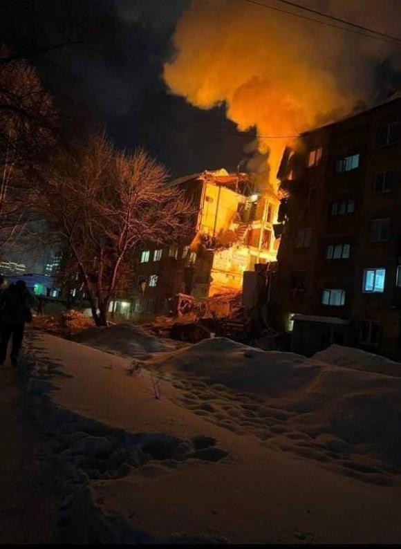 В Новосибирске в пятиэтажке произошел взрыв газа