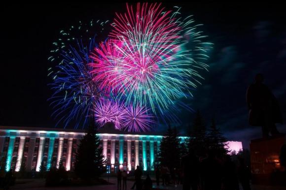 В 2023 году в Барнауле планируют фейерверки на три праздника