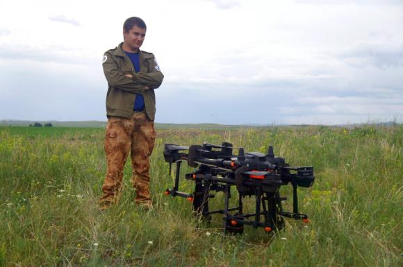 Первый студенческий летный отряд в России начал обработку полей в Алтайском крае