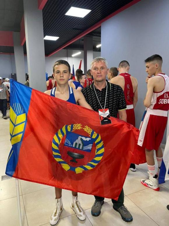 Алтайский боксёр занял первое место на юношеском первенстве России