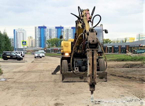 В Барнауле началось строительство новой дороги по улице 65 лет Победы