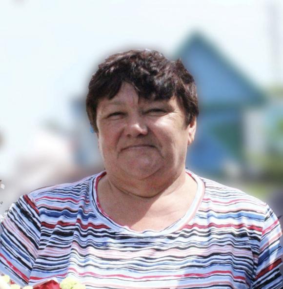 Жительница Алтайского края спасла женщину с ребенком из горящей машины