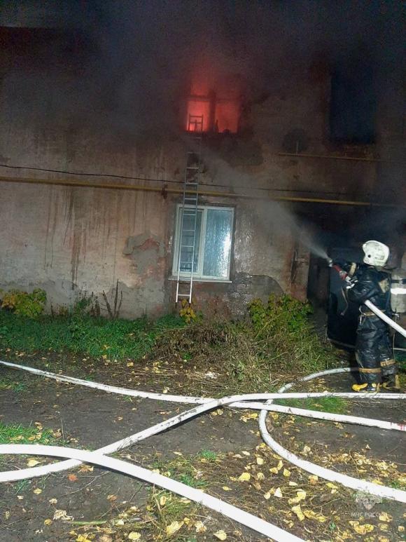 В Барнауле по улице Тимуровская произошёл пожар в двухэтажном многоквартирном  доме