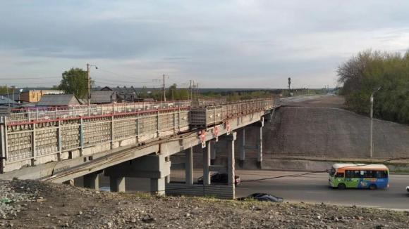 С 31 октября по 2 ноября частично перекроют движение под мостом на Павловском тракте