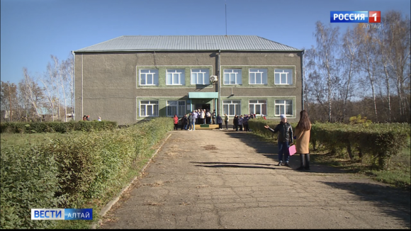 В селе Быково районная комиссия разрешила детям учиться в приспособленном здании
