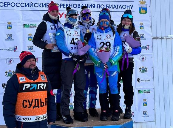 Серебро на Всероссийском юниорском турнире в Тюменской области завоевала биатлонистка из Алтайского края