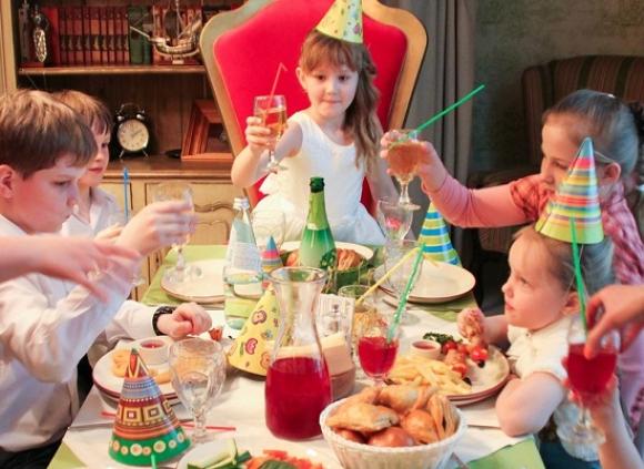 В России предлагают запретить «Детское шампанское»