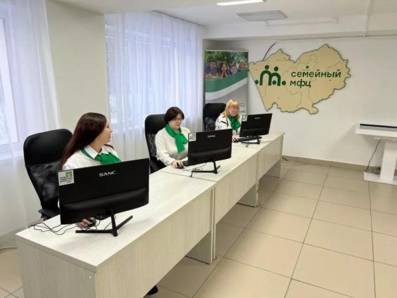 В Алтайском крае начнут работать два Семейных многофункциональных центра