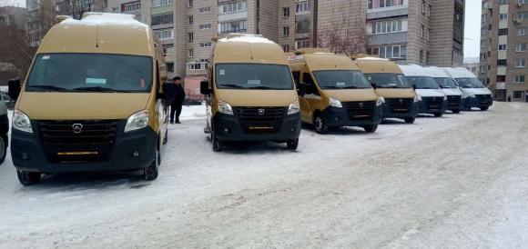 Районы Алтайского края получат 11 медицинских автомобилей