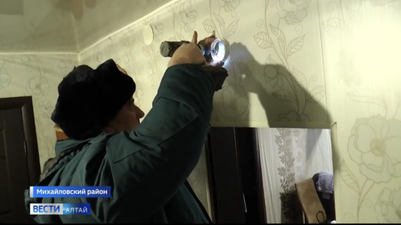 В Михайловском районе бесплатно установили пожарные извещатели в домах многодетных семей