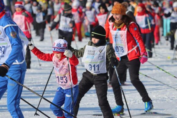Министерство спорта Российской Федерации запустило онлайн-запись на Всероссийскую массовую лыжную гонку «Лыжня России-2024»