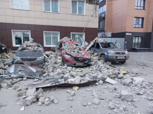 Хозяева пострадавших авто возмутились заявлением руководителя медцентра 