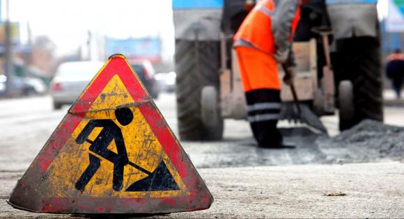 В Барнауле за 2024 год отремонтируют 21 участок дорог