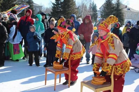 Барнаульцев приглашают отпраздновать «Масленицу» на Мало-Тобольской