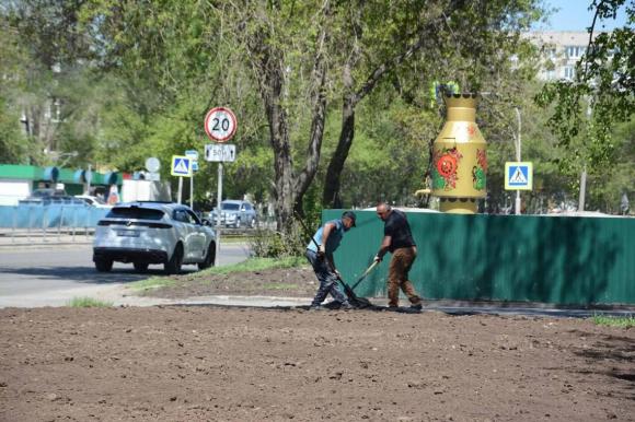 В Ленинском районе восстановили благоустройство, разрушенное во время ремонта труб