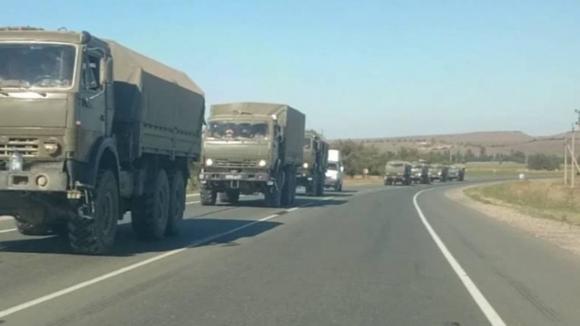 В связи с движением воинских колонн будет перекрыто движение на алтайской трассе