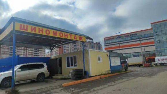 Популярную шиномонтажку в Барнауле могут снести по решению суда