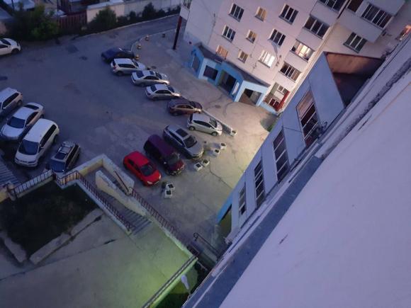 Неизвестные устроили пальбу по детям в Барнауле