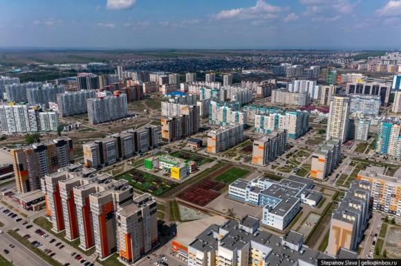 Барнаул вновь стал лидером по росту цен на вторичное жилье