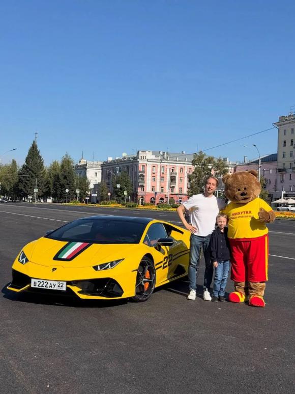 Мечта, у которой есть звук мотора Lamborghini - Минутка исполнил мечту особенного мальчика